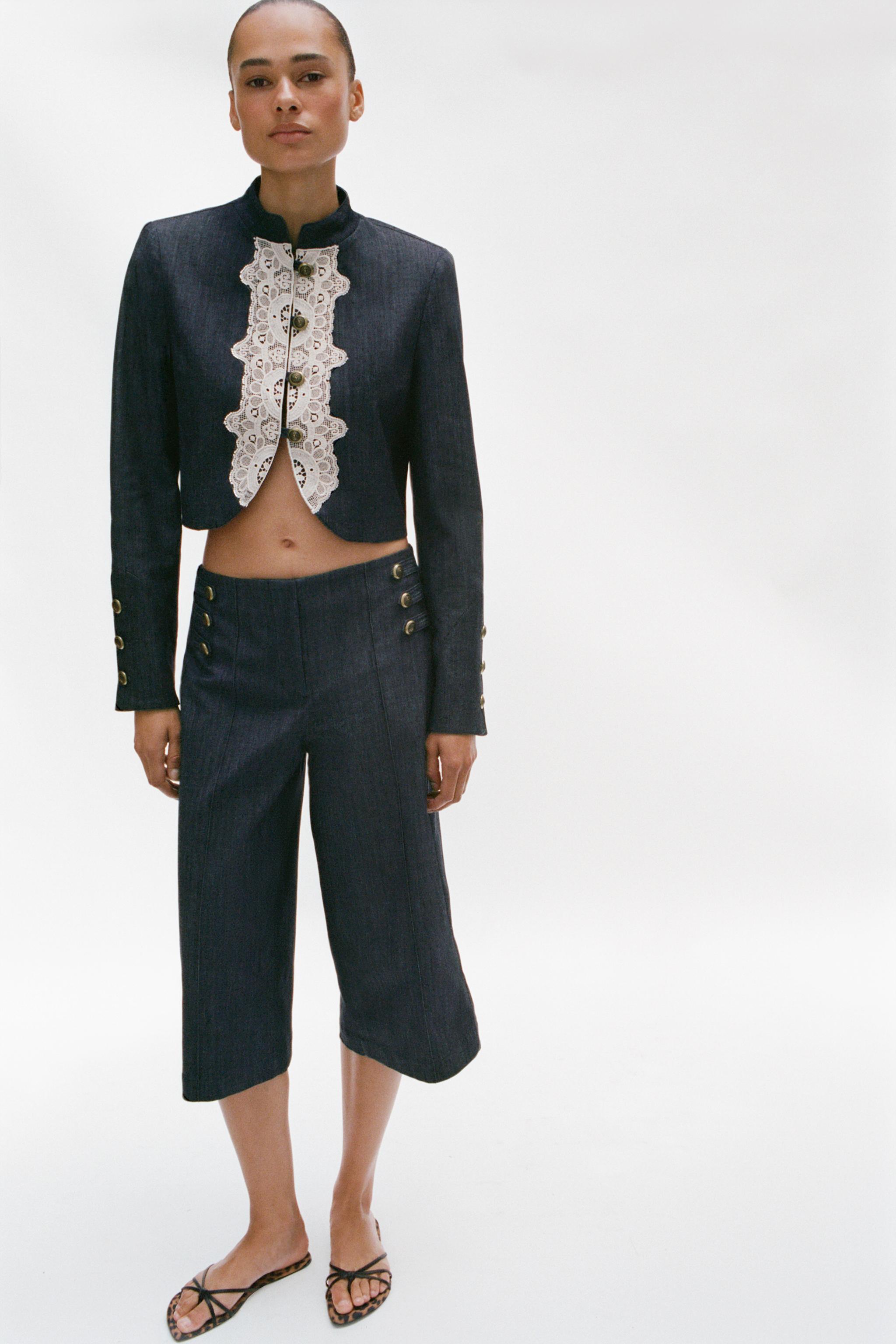 LONG BUTTON SHORTS